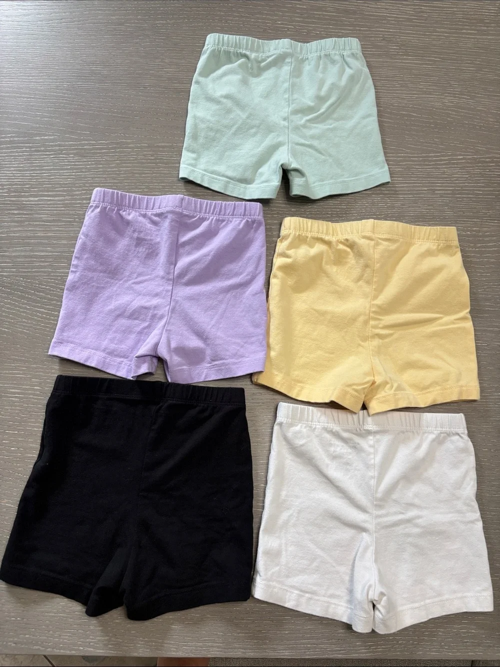 Bundle of 5 toddler shorts 4T